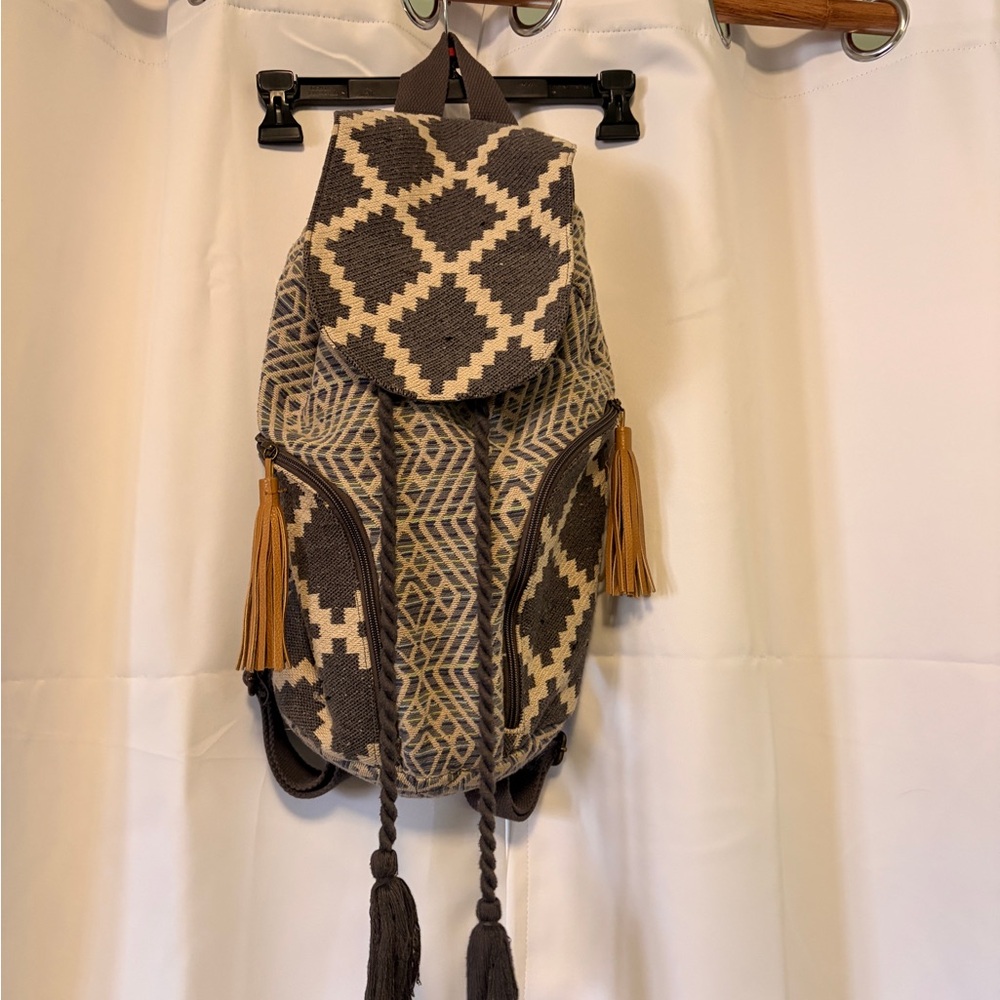 Mossimo Geometric Boho Backpack Bag – Tribal Aztec Print Canvas Rucksack